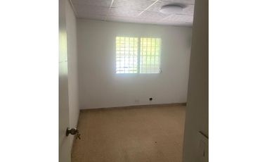 SE VENDE CASA EN LINDAVISTA RECIEN REMODELADA