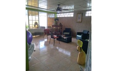VENDO CASA EN ARRIJAN BARRIADA VILLAS EL CARRIZAL 3R