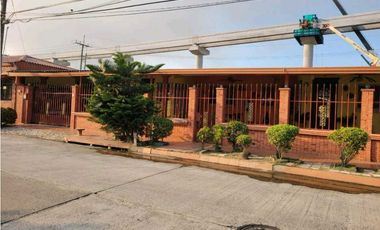 VENDO CASA EN ARRIJAN BARRIADA VILLAS EL CARRIZAL 3R