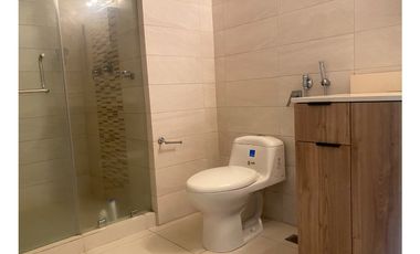 Embassy Village 107m2 2rec a solo $1280