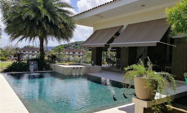 Villa en venta en Tucan Country Club, Cocolí (BOLM)