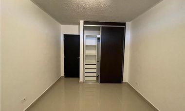 Alquiler de apartamento ubicado en Altamira Gardes. [RK]
