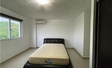 Alquiler de apartamento ubicado en Altamira Gardes. [RK]