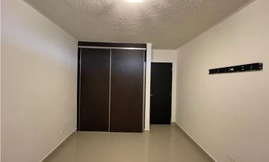 Alquiler de apartamento ubicado en Altamira Gardes. [RK]