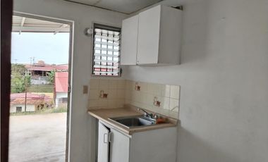 SE VENDE CASA EN EL CRISOL