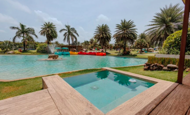 Playa Escondida Casa  de lujo turn key a solo $850K