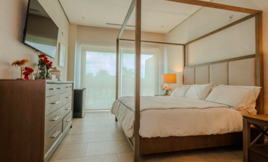 Playa Escondida Casa  de lujo turn key a solo $850K