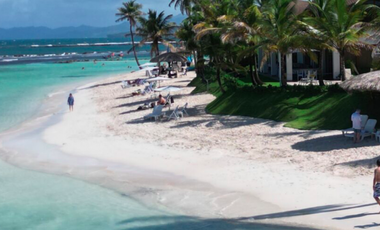 Playa Escondida Casa  de lujo turn key a solo $850K