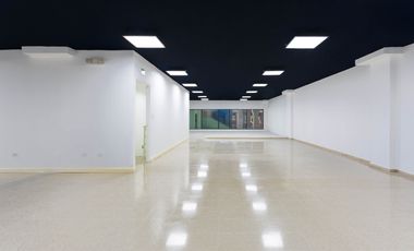 Locales Comerciales en Alquiler – Plaza gora, Chanis