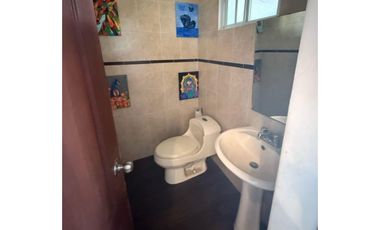 VENTA DE CASA EN CHANIS 300M2