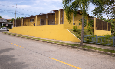 Venta de Casa en Brisas del Golf, Arraiján - Rebajado B/. 150,000.00