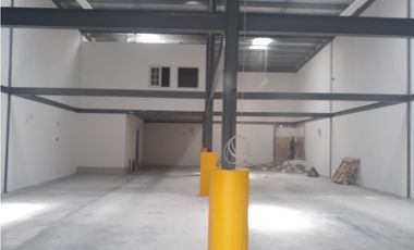 bodega deposito en  el crisol