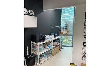 Alquiló y vendo oficina costa del este Financial Park disponibilidad