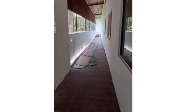 Vendo propiedad comercial san Miguelito financiamiento  vía principal