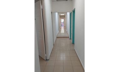 Vendo propiedad comercial san Miguelito financiamiento  vía principal