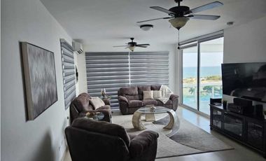 SE VENDE PROPIEDAD EN PLAYA RIO HATO