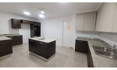 SE VENDE CASA EN SAN FRANCISCO $ 580k
