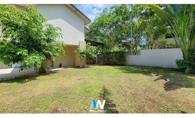 Venta de Espectacular Casa en Nativa, Panamá Pacifico
