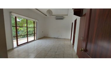 Se Vende Casa con Piscina en Camino de Cruces – Modelo Santa Lucía