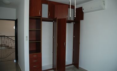 SE VENDE CASA EN COSTA SUR