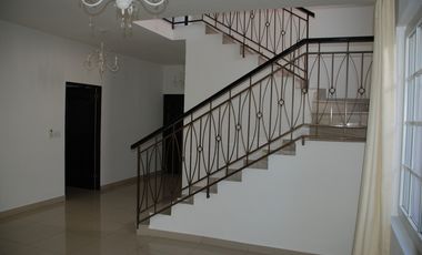 SE VENDE CASA EN COSTA SUR