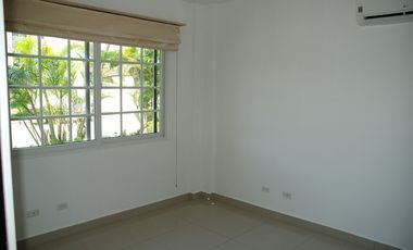 SE VENDE CASA EN COSTA SUR