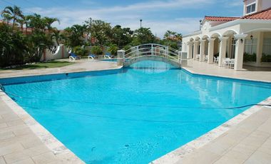 SE VENDE CASA EN COSTA SUR