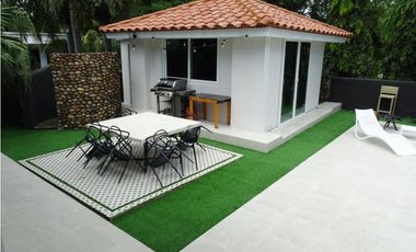 Alquila tu casa de lujo en Punta Barco Village  🌊✨