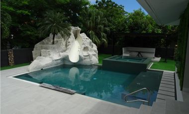 Alquila tu casa de lujo en Punta Barco Village  🌊✨