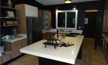 Alquila tu casa de lujo en Punta Barco Village  🌊✨