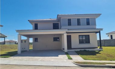SE VENDE CASA EN COSTA VERDE