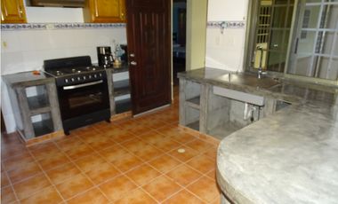 Alquiler casa con piscina en Quintas de Coronado!