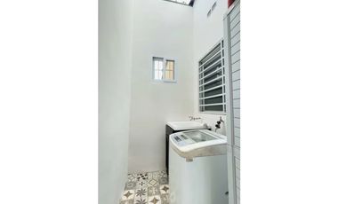 SE VENDE CASA EN LA ARBOLEDA