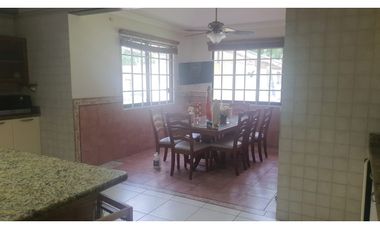 SE VENDE CASA EN EL DORADO