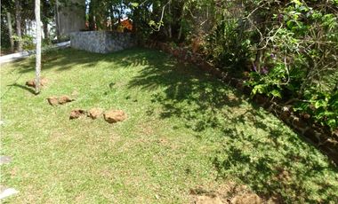 ¡Tu refugio de montaña en Cerro Azul te espera! 🌿