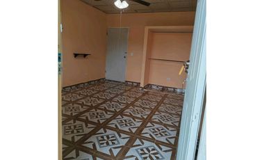 SE VENDE Y CASA MS 4 APARTAMENTOS 2 PLANTAS  LLANO MARIN PENONOMÉ