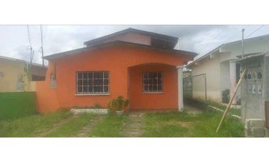 SE VENDE Y CASA MS 4 APARTAMENTOS 2 PLANTAS  LLANO MARIN PENONOMÉ