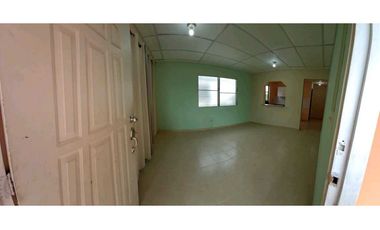SE VENDE Y CASA MS 4 APARTAMENTOS 2 PLANTAS  LLANO MARIN PENONOMÉ