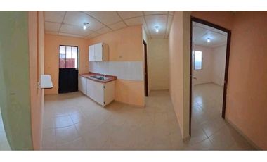 SE VENDE Y CASA MS 4 APARTAMENTOS 2 PLANTAS  LLANO MARIN PENONOMÉ