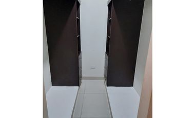 ALQUILER | APARTAMENTO EN PH MIDRISE, WOODLANDS – B/800.00