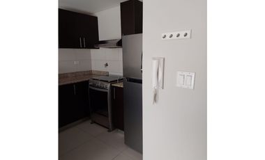 ALQUILER | APARTAMENTO EN PH MIDRISE, WOODLANDS – B/800.00