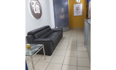 Se Alquila  Oficina  Amueblada Obarrio 130 Mts $1.300