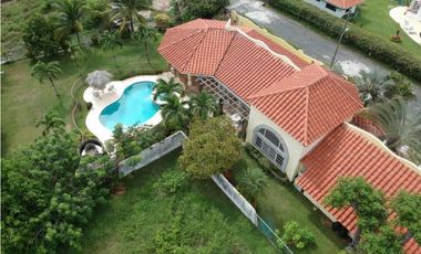 Se Alquila Casa de Playa en Coronado Amoblada $1,800