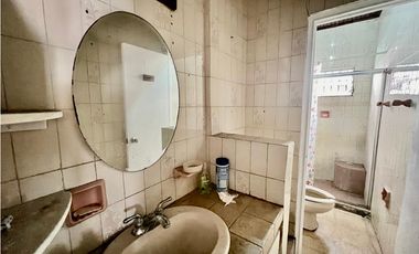VENTA DE CASA ESQUINERA  6 RECAMRAS 4 BAÑOS EN DOS MARES CV