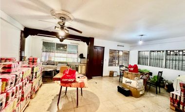 VENTA DE CASA ESQUINERA  6 RECAMRAS 4 BAÑOS EN DOS MARES CV