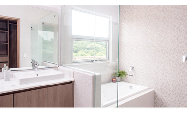 SE VENDE CASA EN RESIDENCIAL PH ALTOS DEL PARQUE