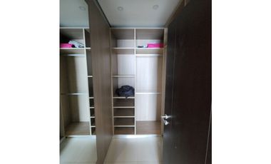 Venta Apartamento en Costa del Este. Edificio Parkside
