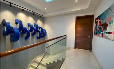 Venta casa en Santa María, Crescent Land