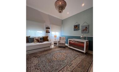 Venta casa en Santa María, Crescent Land