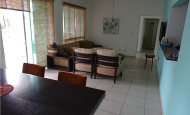 Bijao planta baja con patio en Alquiler B/2000.00